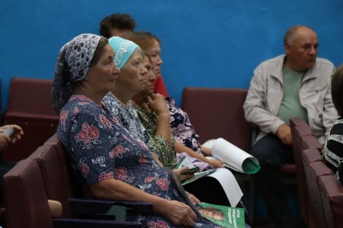 Социальные инициативы и диалог с властью: в Старочелнинском поселении подвели итоги полугодия