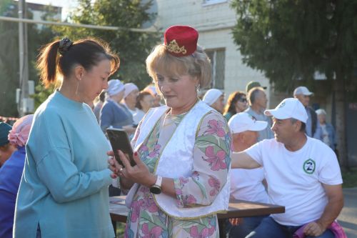В Нурлате завершился проект «Күршеләр – иң якын кешеләр» ярким «Кичке җыен» (+ фоторепортаж)