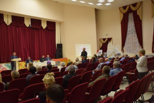 В Нурлате горожане встретились с руководством района