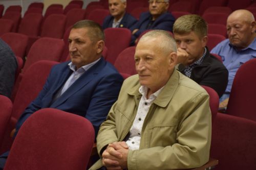 В Нурлате горожане встретились с руководством района