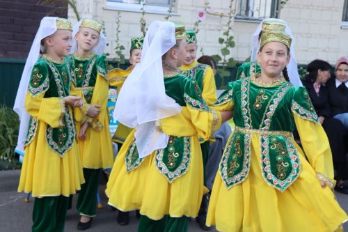 В Нурлате завершился проект «Күршеләр – иң якын кешеләр» ярким «Кичке җыен» (+ фоторепортаж)
