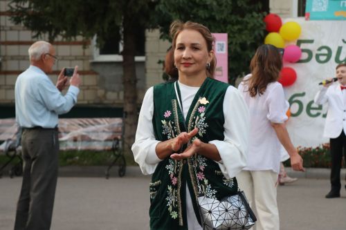 В Нурлате завершился проект «Күршеләр – иң якын кешеләр» ярким «Кичке җыен» (+ фоторепортаж)