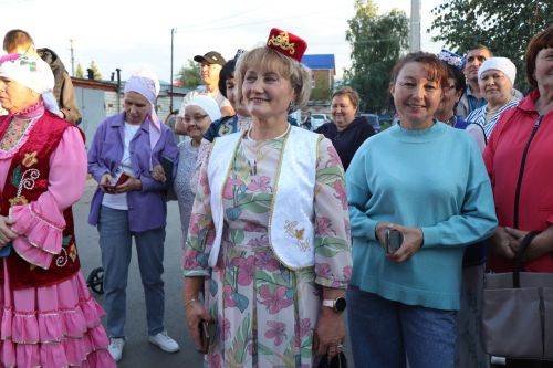 В Нурлате завершился проект «Күршеләр – иң якын кешеләр» ярким «Кичке җыен» (+ фоторепортаж)