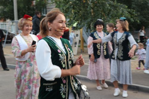 В Нурлате завершился проект «Күршеләр – иң якын кешеләр» ярким «Кичке җыен» (+ фоторепортаж)