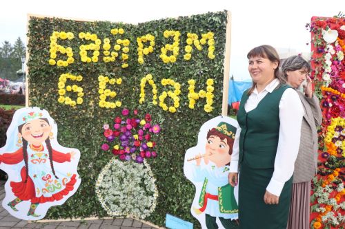 Нурлат отметил тройной праздник: День города, День Республики и День нефтяника