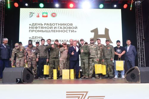 Нурлат отметил тройной праздник: День города, День Республики и День нефтяника