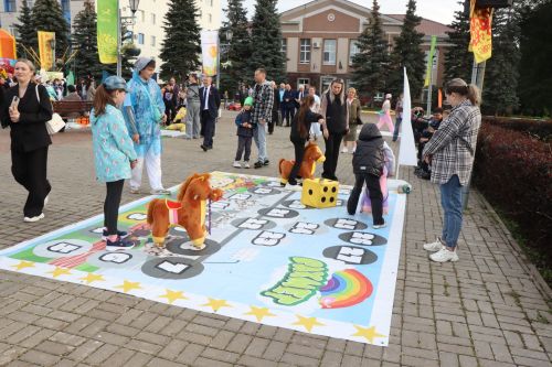 Нурлат отметил тройной праздник: День города, День Республики и День нефтяника