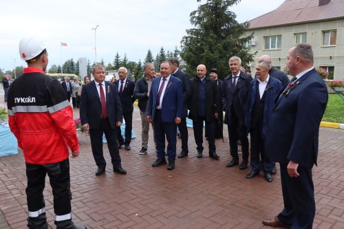 В Нурлате торжественно открыли сквер «Нефтяник»