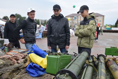 Нурлат отметил тройной праздник: День города, День Республики и День нефтяника