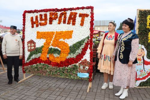 Нурлат отметил тройной праздник: День города, День Республики и День нефтяника