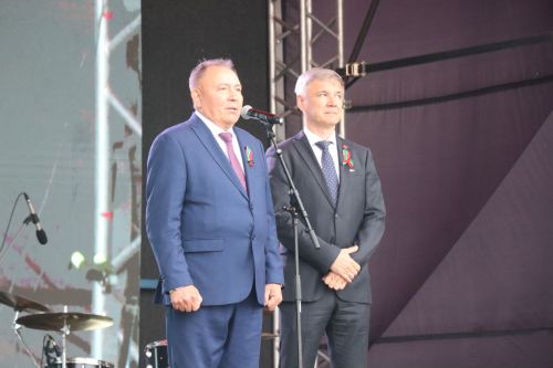 Нурлат отметил тройной праздник: День города, День Республики и День нефтяника