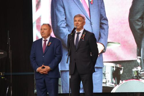 Нурлат отметил тройной праздник: День города, День Республики и День нефтяника