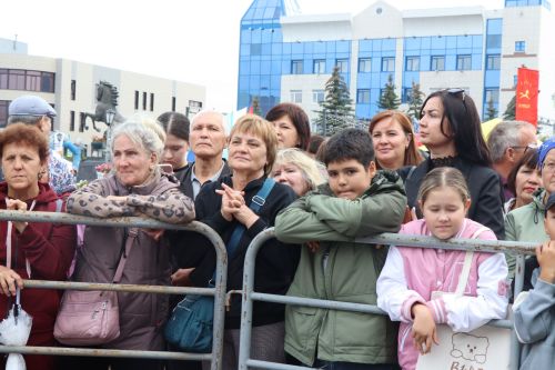 Нурлат отметил тройной праздник: День города, День Республики и День нефтяника