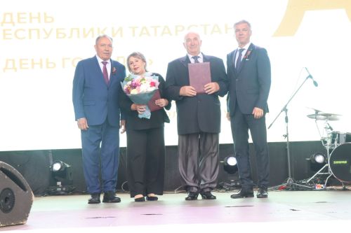 Нурлат отметил тройной праздник: День города, День Республики и День нефтяника