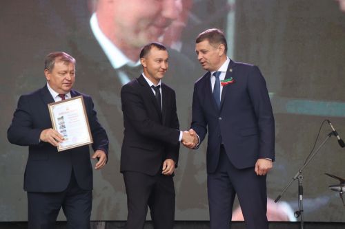 Нурлат отметил тройной праздник: День города, День Республики и День нефтяника