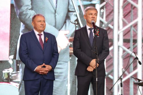 Нурлат отметил тройной праздник: День города, День Республики и День нефтяника