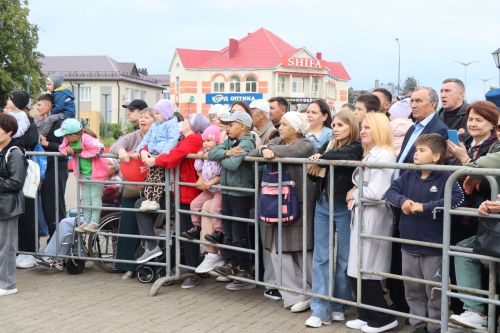 Нурлат отметил тройной праздник: День города, День Республики и День нефтяника