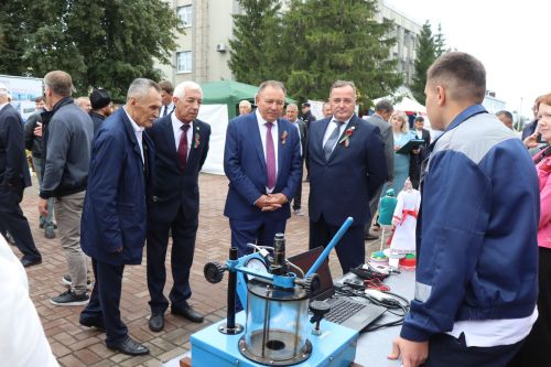 В Нурлате торжественно открыли сквер «Нефтяник»