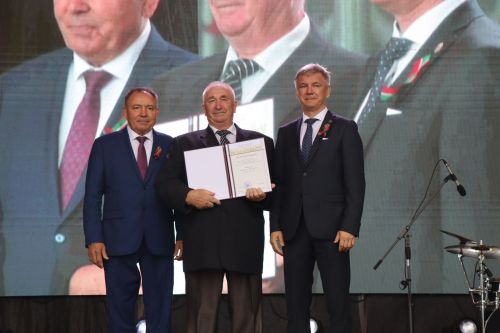 Нурлат отметил тройной праздник: День города, День Республики и День нефтяника