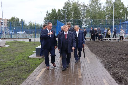 В Нурлате торжественно открыли сквер «Нефтяник»