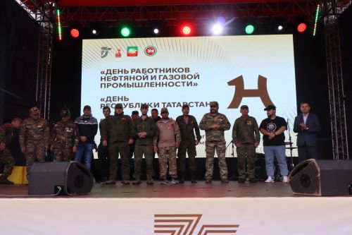 Нурлат отметил тройной праздник: День города, День Республики и День нефтяника