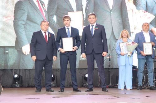 Нурлат отметил тройной праздник: День города, День Республики и День нефтяника