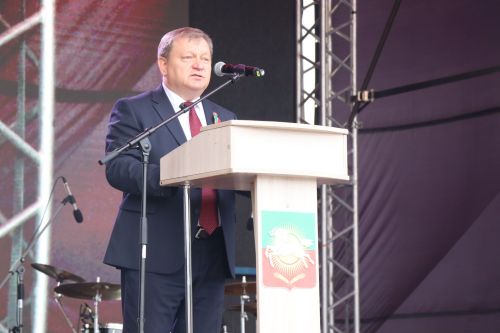 Нурлат отметил тройной праздник: День города, День Республики и День нефтяника