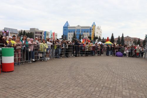 Нурлат отметил тройной праздник: День города, День Республики и День нефтяника