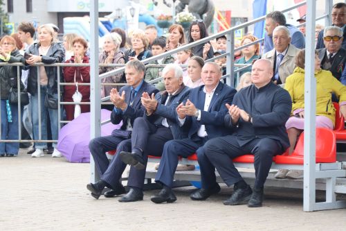 Нурлат отметил тройной праздник: День города, День Республики и День нефтяника