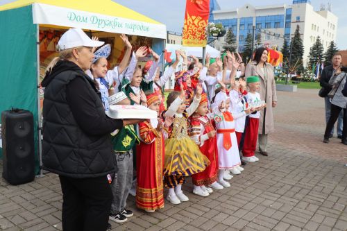 Нурлат отметил тройной праздник: День города, День Республики и День нефтяника