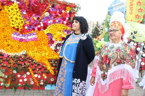 Нурлат отметил тройной праздник: День города, День Республики и День нефтяника