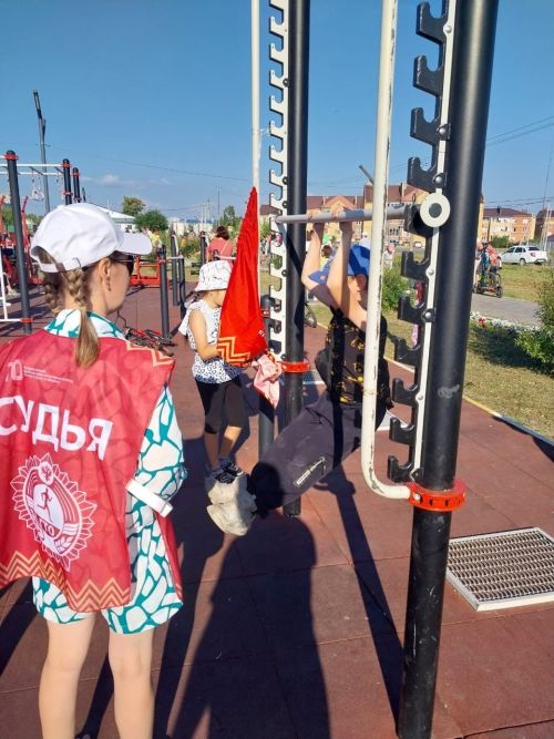 Спортивный интерактив от «Ледка» на празднике железнодорожников
