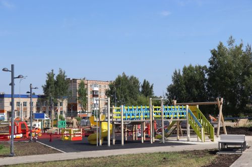 В Нурлате Дамир Ишкинеев посетил дом, восстановленный после взрыва