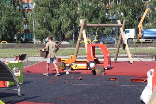 В Нурлате Дамир Ишкинеев посетил дом, восстановленный после взрыва