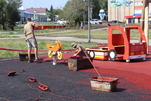 В Нурлате Дамир Ишкинеев посетил дом, восстановленный после взрыва