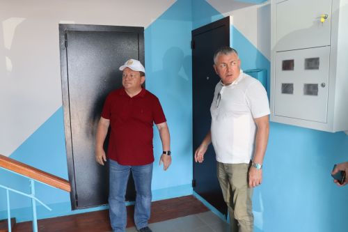 В Нурлате Дамир Ишкинеев посетил дом, восстановленный после взрыва