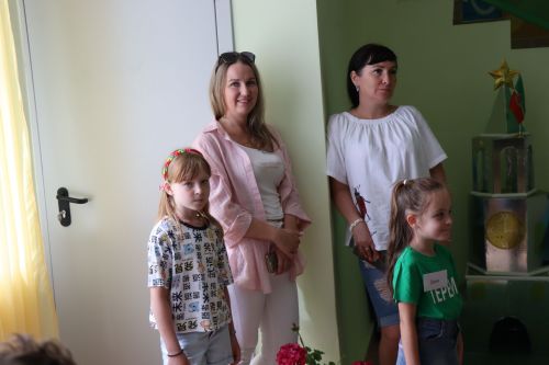 Нурлатские дошколята осваивают ПДД в новом автоклассе от ТУ в г. Нурлат ГБУ «БДД»