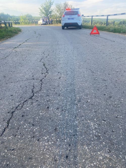 Халатность на дороге: дети в опасности из-за беспечности матери