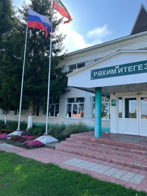 Школы Нурлатского района готовятся к 1 сентября: проверяют, ремонтируют, обновляют