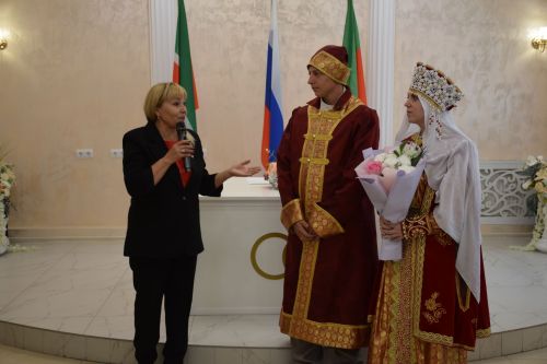 В Нурлате прошла этносвадьба с соблюдением русских народных традиций
