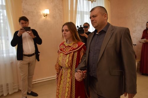 В Нурлате прошла этносвадьба с соблюдением русских народных традиций
