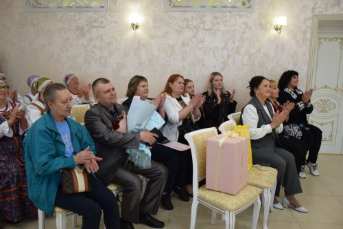 В Нурлате прошла этносвадьба с соблюдением русских народных традиций