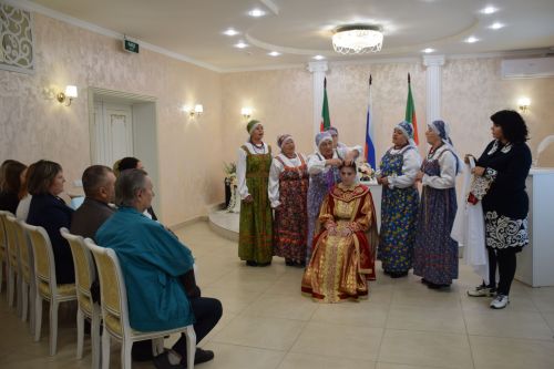 В Нурлате прошла этносвадьба с соблюдением русских народных традиций