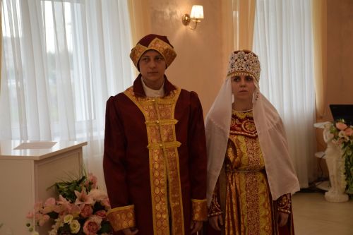 В Нурлате прошла этносвадьба с соблюдением русских народных традиций
