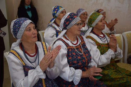 В Нурлате прошла этносвадьба с соблюдением русских народных традиций