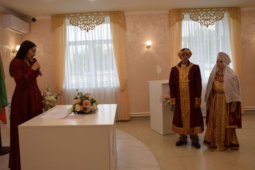 В Нурлате прошла этносвадьба с соблюдением русских народных традиций