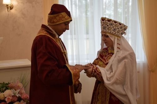 В Нурлате прошла этносвадьба с соблюдением русских народных традиций