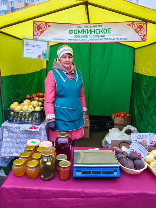 Нурлатские аграрии представили свою продукцию на ярмарке в Казани
