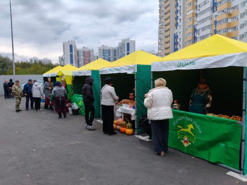 Нурлатские аграрии представили свою продукцию на ярмарке в Казани
