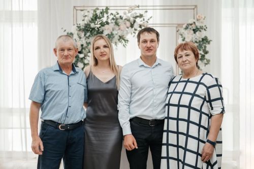Лес объединяет сердца: история семьи Денисовых, где работа стала семейным призванием